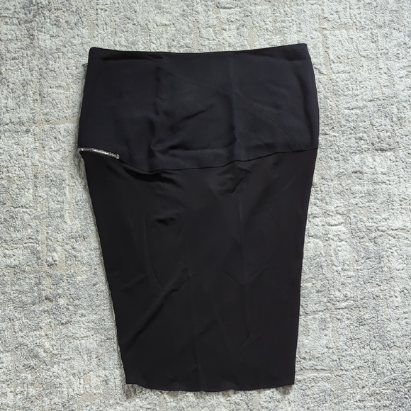 Versace Asymmetrical Skirt with Exposed Zipper - Picture 10 of 10